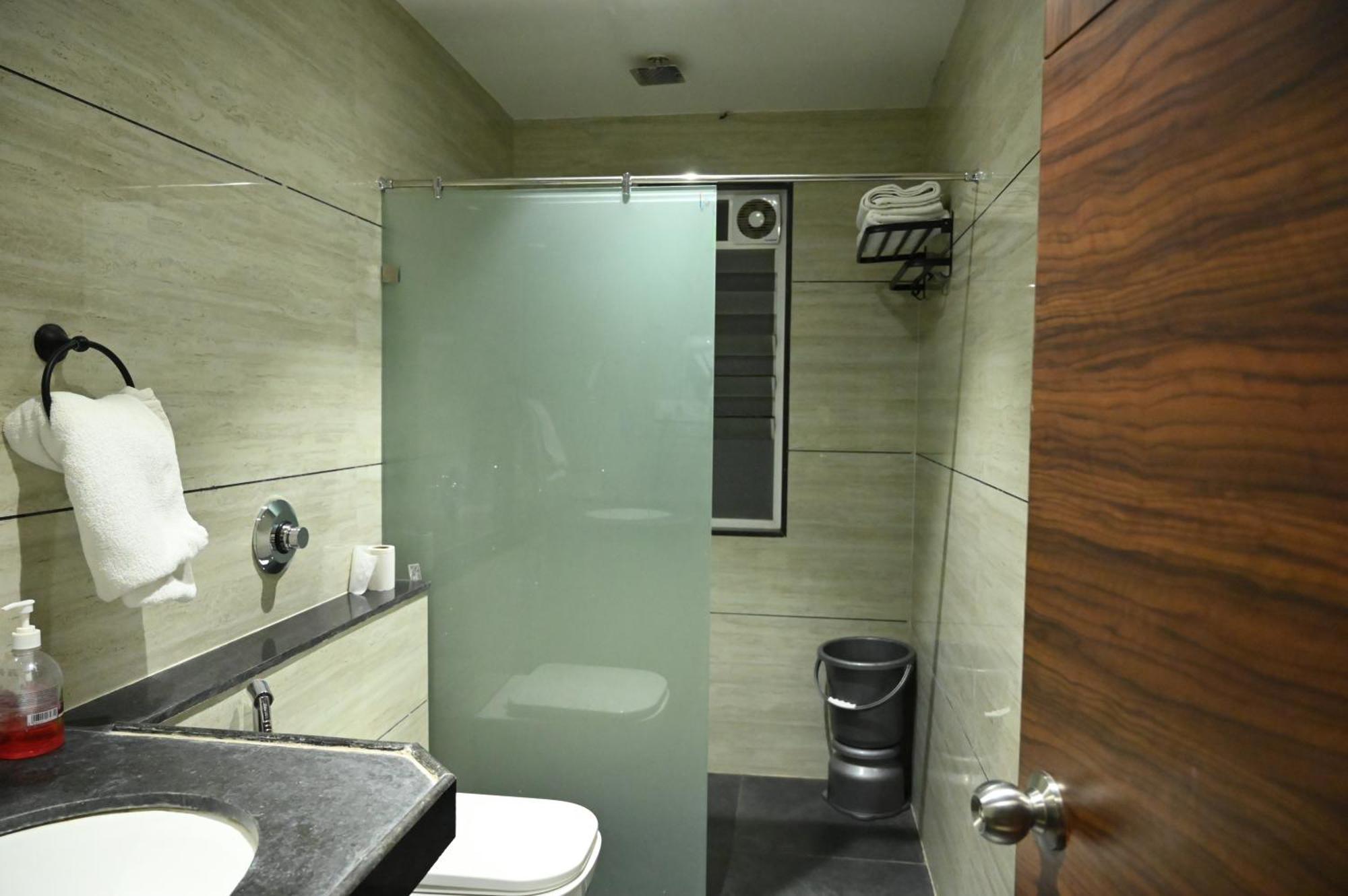 The One Hotel Nashik Εξωτερικό φωτογραφία