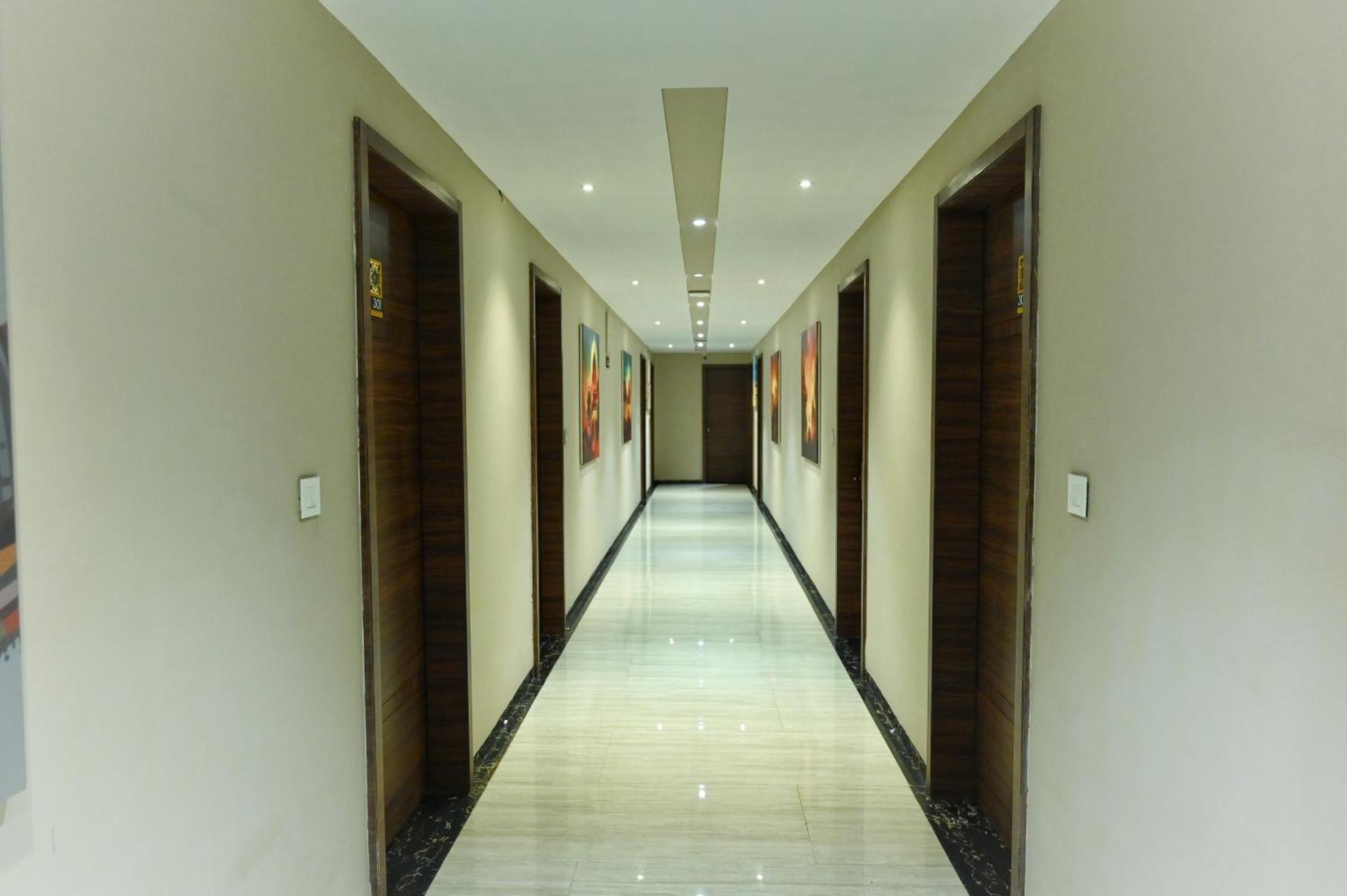 The One Hotel Nashik Εξωτερικό φωτογραφία