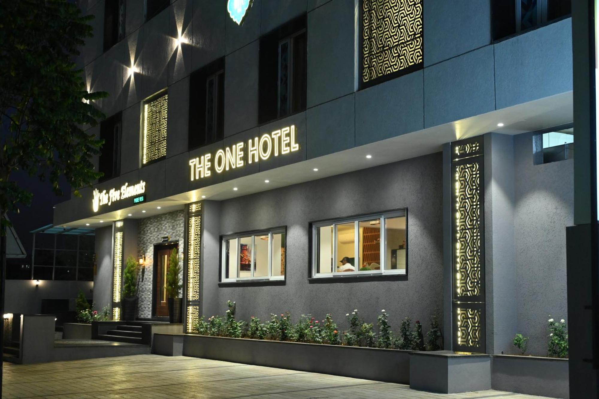 The One Hotel Nashik Εξωτερικό φωτογραφία